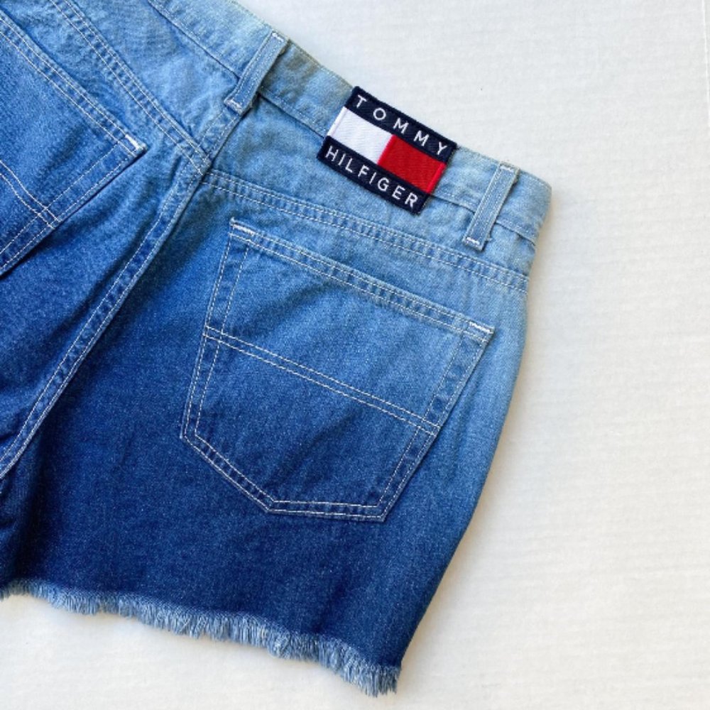 Tommy Hilfiger ombré shorts